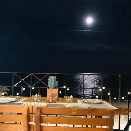 Pepe Vista Al Mar アパート