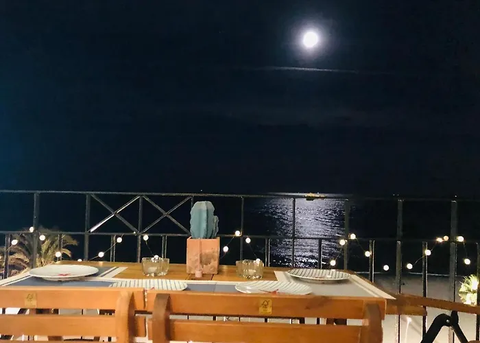 Pepe Vista Al Mar 公寓